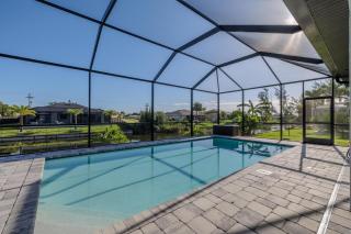 Modern Escape - Cape Coral - 4