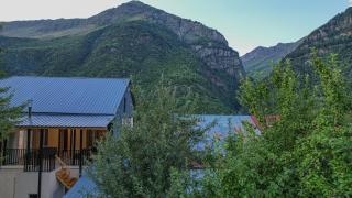 Givi Kakhiani's Guesthouse - Zhabeshi - 8