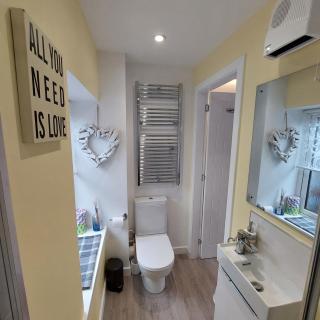 The Snug - Cosy Retreat for Two - Inverness - 7