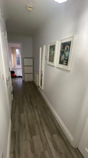 2 bed modern flat - 9