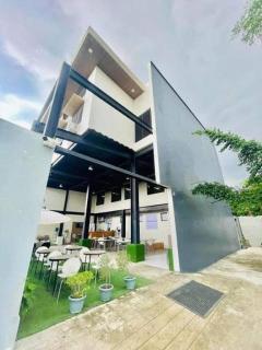 D'Cozy Nest Hostel and Events Place - 5