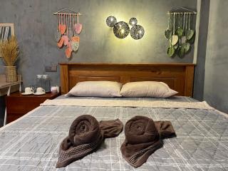 Mother’s House - 4