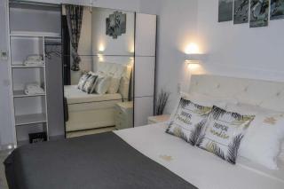 6 Bed Villa - Sleeps 15 - Pets - Pool - Jacuzzi - 9