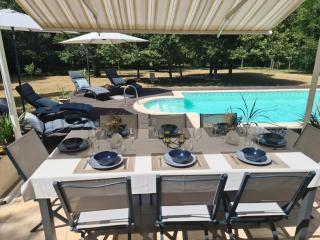 Villa tout confort - 165m2 - 4 chambres - Piscine - 5