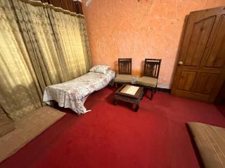 Luxurious Haven In Hayatabad - Peshawar - 5