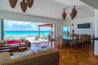 Casa Marmol Beach Front - 7