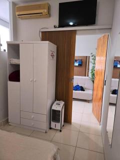 kitnet 103 com ar e 2 tv smart - Montes Claros - 9
