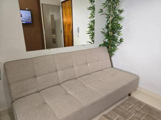 kitnet 103 com ar e 2 tv smart - Montes Claros - 4