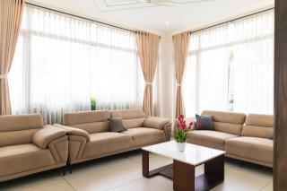 Rosy Villa - Riverside Stay with Pool & View - Alwaye - 8