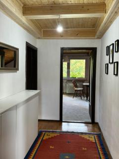 Apartments FAMILY & FRIENDS -free parking - Sarajevo - 3