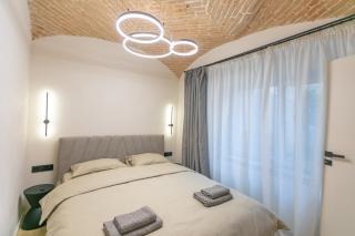 Biagio Boutique Studio - in Old Town - Ultra Central - Braşov - 6
