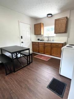 Cozy home in Akron - Akron - 7