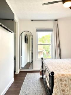 Cozy home in Akron - 2