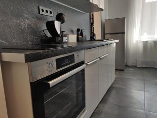 Căsuță cu parcare și grădină - The Cozy Chic Retreat - 4