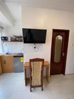 Fully Equipped Studio in Osu 2 - Accra - Accra - 7