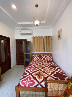 Fully Equipped Studio in Osu 2 - Accra - Accra - 5
