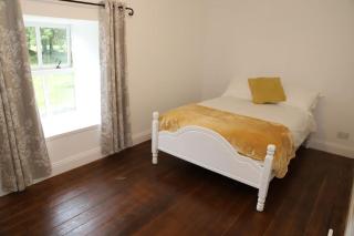 Wild Atlantic Way Historic House in the Burren 2 night min stay - The Burren - 4