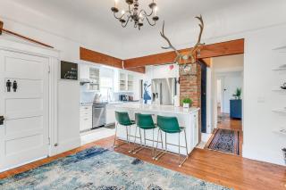 Downtown San Jose Apt with Deck 1 Mi to SAP Center! - San Jose - 1