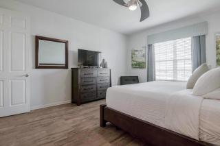 Vista Cay Lakeview Allure Near all Theme Parks, and walk to Convention Center - Orlando - 1