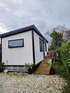 Cozy self contained Tiny Home - Palmerston North - 2