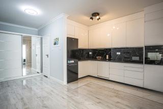 Deluxe Apartment - 4