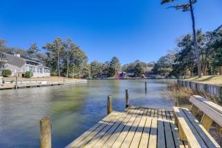 Waterfront Pine Knoll Shores Gem with Boat Dock - Pine Knoll Shores - 0