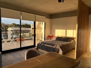 Eneas al sol - Pinamar - 0