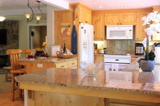 3 bedrooms house in tranquil Bass Lake with AC WiFi Enjoy relaxation - Bass Lake - 8