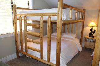 3 bedrooms house in tranquil Bass Lake with AC WiFi Enjoy relaxation - Bass Lake - 3