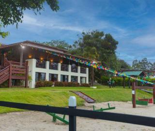 Flat Fazenda Monte Castelo - Bezerros - 3