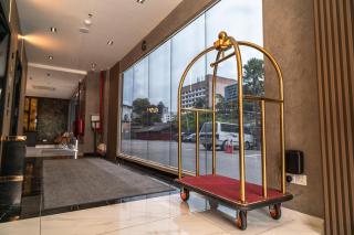 DJ Citi Plaza Hotel & Suites - 2