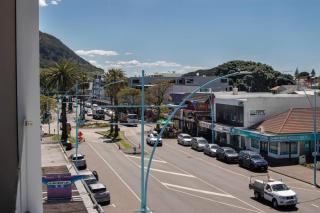 Mount Maunganui Beach Apartment - 3