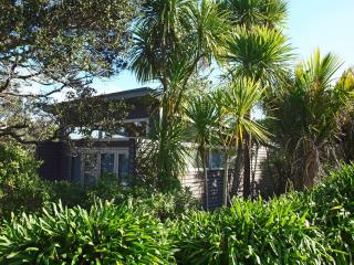 Tutiri in Oneroa - Stay Waiheke - Oneroa - 1