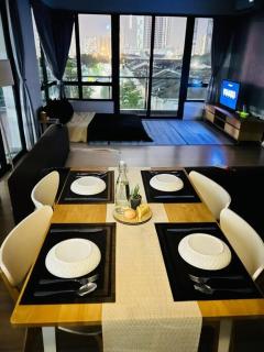 Huge City View balcony - Netflix - Subang Jaya - 8
