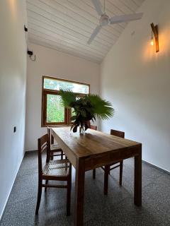 Hibiscus house read - Matara - 9