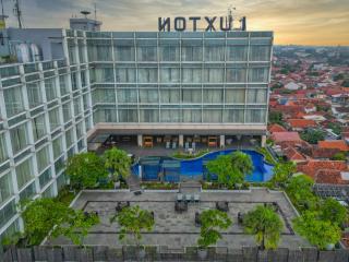 The Luxton Cirebon Hotel and Convention - Cirebon - 8