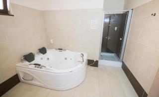 Armonia by Aristocratis - 2