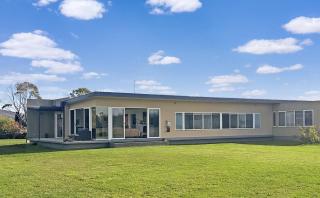 Pelican Point Sanctuary - St Helens - 9
