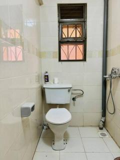 Toom Homes 2 BR Apartment - Kyambogo - 5