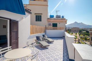 Zisa Top Romantic Terrace & Private outdoor Jacuzzi - Palermo - 0