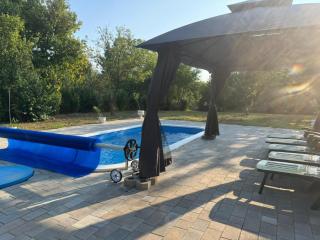 Bekas Lodge 2 - 8
