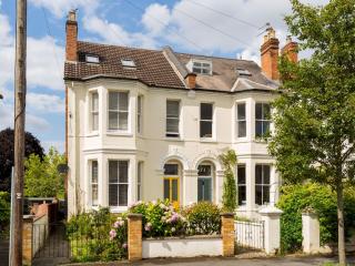 Spacious Family 3Bed on Leam Terrace with Parking Pass the Keys - Leamington Spa - 9