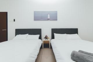 POOL & BBQ The Corner House Ayera Homestay 14pax - Masai - 1