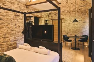 The Piggery - Glastonbury - 6