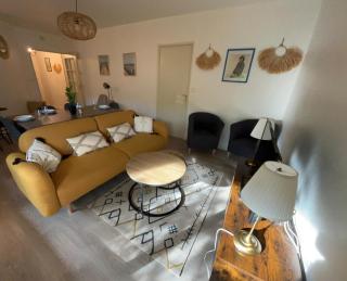 Appartement en centre ville avec cour face au parc pasteur - Orléans - 0