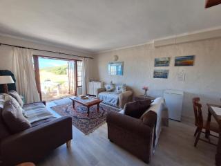 9 Settler Sands Beach Apartment - Port Alfred - 1
