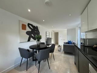 Trendy 2BR 2BA Flat in Crystal Palace - Thornton Heath - 8