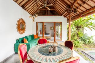 The Soul Series, Salt water pool, Large baths - 0