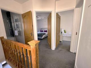 Luxurious House in Luton with free parking - Luton - 8