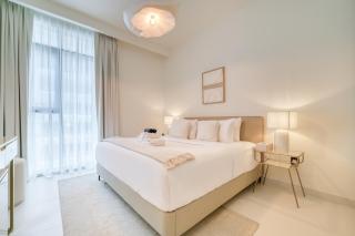 Luxury 2-Bed Apartment l Emaar Beachfront - 8